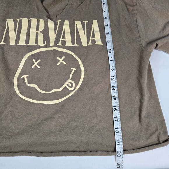 Nirvana Graphic T Shirt Gildan Brown Smiley Face Cropped Top V Neck Tee‎ Grunge - Picture 7 of 9